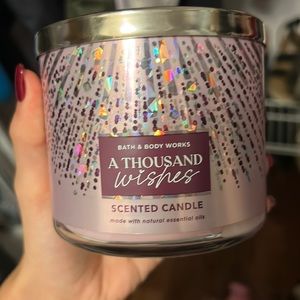 A thousand wishes candle